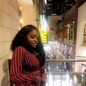 Meet your Posher, Victoria